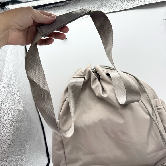 BEYOND YOGA Convertible Cinch Top Gym Bag In Birch Taupe Large Minimalist Travel main image 7